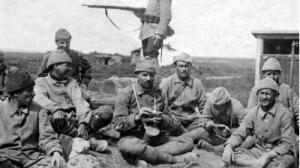 ottoman-soldiers-resting-in-gallipoli-area-1915